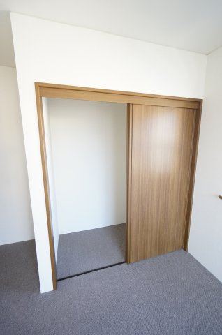 レジデンスヤマダ テラスハウスの収納|物件、駅でお待ち合わせでのご案内歓迎！