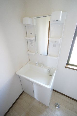 レジデンスヤマダ テラスハウスの洗面所|水曜日、営業時間外もご相談ください！