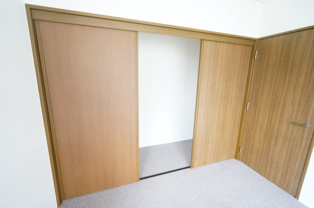 レジデンスヤマダ テラスハウスの収納|お部屋探しは花まる商店にお任せ下さい！