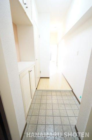 アーバンエクセル蘇我の玄関|物件、駅でお待ち合わせでのご案内歓迎！