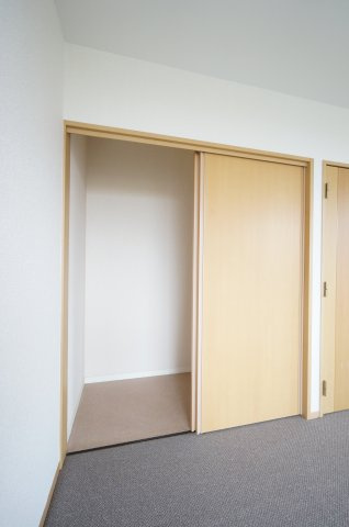 レジデンスヤマダⅢの収納|物件、駅でお待ち合わせでのご案内歓迎！