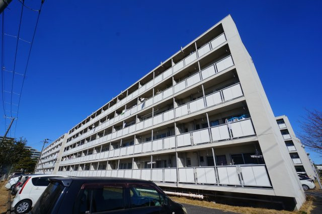 ビレッジハウス検見川8号棟