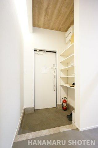 MyHome RELAXAの玄関|物件、駅でお待ち合わせでのご案内歓迎！