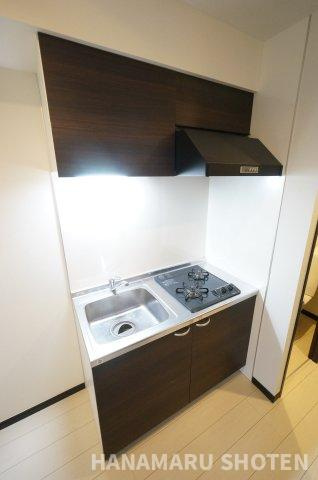 Glareのキッチン|水曜日、営業時間外もご相談ください！
物件、駅でお待ち合わせでのご案内歓迎！