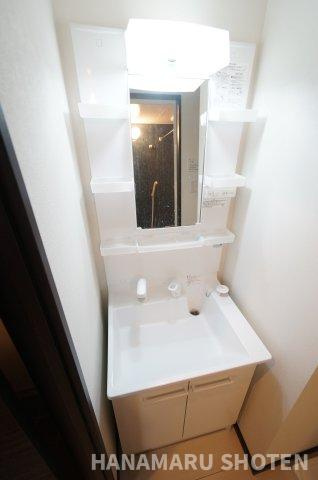 Glareの独立洗面台|オンライン対能応可！
物件、駅でお待ち合わせでのご案内歓迎！
