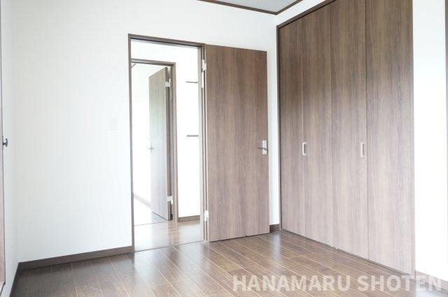 BG1の洋室|物件、駅でお待ち合わせでのご案内歓迎！