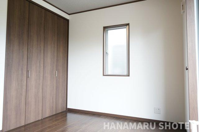 BG1の洋室|物件、駅でお待ち合わせでのご案内歓迎！