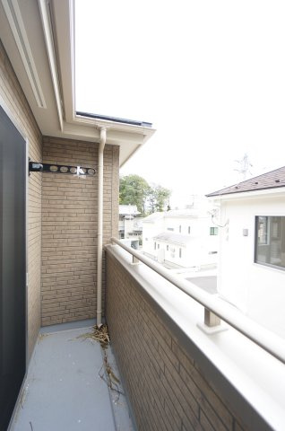 家族の癒しの場♪庭付き戸建て！のバルコニー|水曜日、営業時間外もご相談ください！