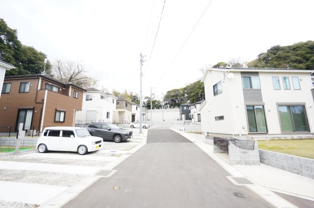 家族の癒しの場♪庭付き戸建て！の駐車場|お電話でのご予約がスムーズです！