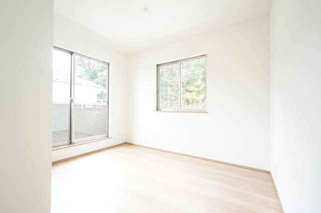 家族の癒しの場♪庭付き戸建て！の洋室|お問合せは花まる商店まで！