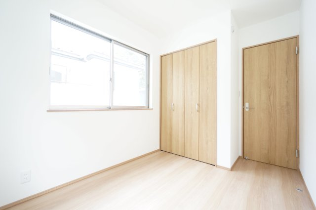家族の癒しの場♪庭付き戸建て！の洋室|詳細、ご不明点等、お気軽にご連絡ください！