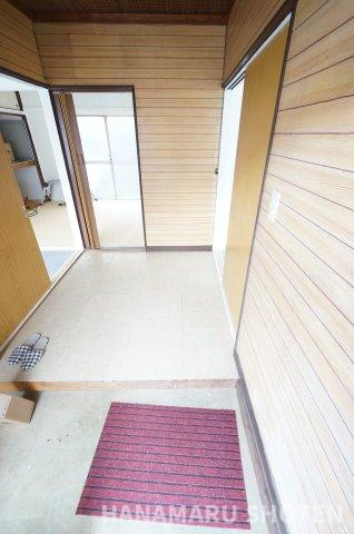 千葉市中央区生実町平家の玄関|ご見学・ご契約時の送迎可能！