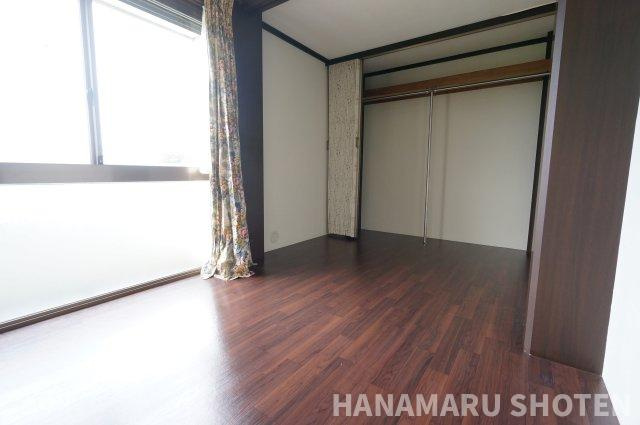 高津戸町戸建貸家の洋室|物件、駅でお待ち合わせでのご案内歓迎！