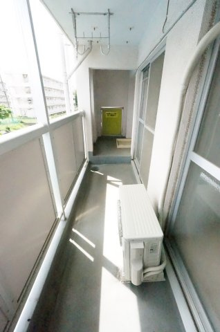 ビレッジハウス愛生７号棟のバルコニー|水曜日、営業時間外もご相談ください！