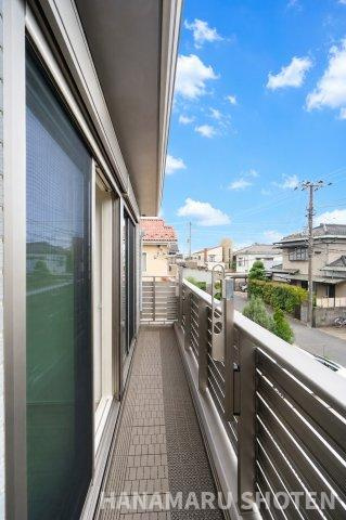 カメリアコートのバルコニー|物件、駅でお待ち合わせでのご案内歓迎！