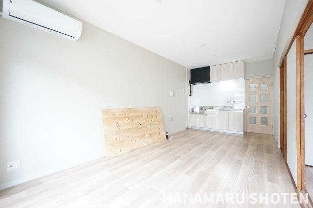 レジデンス貝塚2号館の居間・リビング|物件、駅でお待ち合わせでのご案内歓迎！