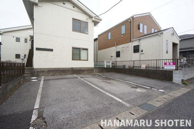 レジデンス貝塚2号館の駐車場|物件、駅でお待ち合わせでのご案内歓迎！