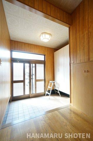 五井東貸家の玄関|物件、駅でお待ち合わせでのご案内歓迎！