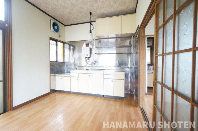 メイクハウス仁戸名の居間・リビング|物件、駅でお待ち合わせでのご案内歓迎！