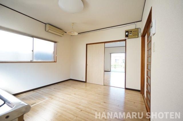 市原市北国分寺台 平田貸家の居間・リビング|お部屋探しは花まる商店にお任せ下さい！