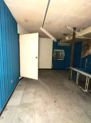 千林駅前店舗の内装