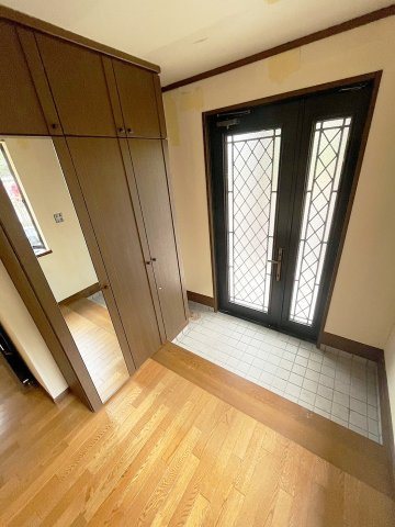 矢野南5丁目戸建の玄関