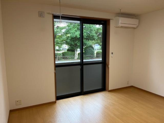 サンモール長畑の内装|室内