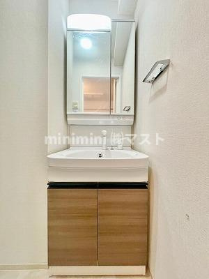 アルティザ南堀江の洗面所|※同マンション別間取り参考写真です