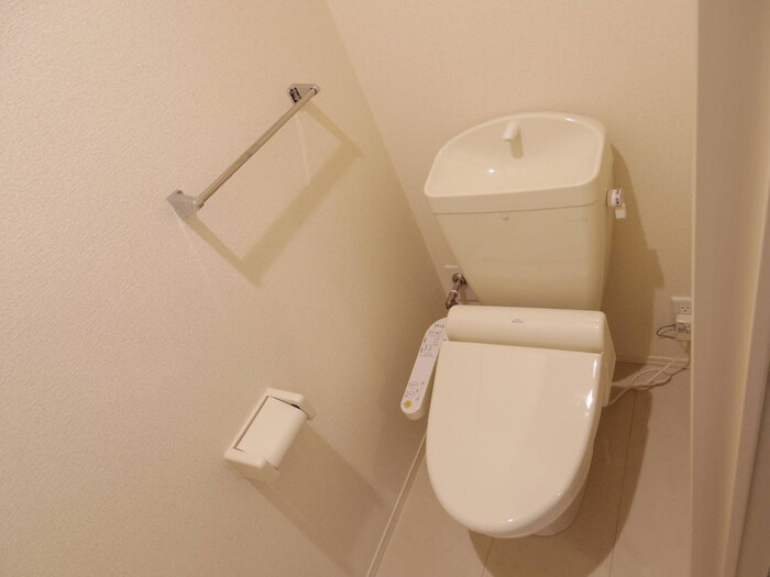 ブランシュールのトイレ|もちろん温水洗浄暖房便座です