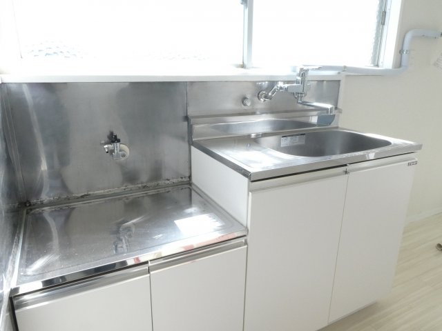 南埼玉郡宮代町川端２丁目のアパートのキッチン|キッチンです