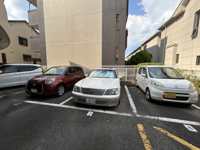 【駐車場】 | グリーンアベニュー山岡