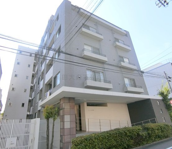 セレニティ久が原の外観