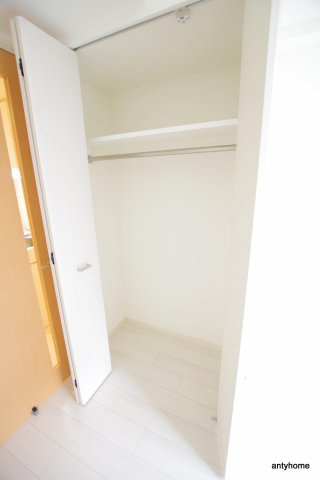 エスリード京橋WEST　仲介手数料無料の収納