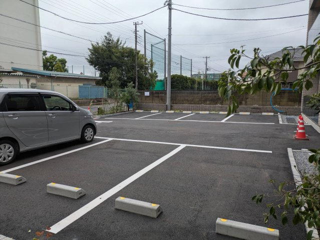 ディアコート　Ｔの駐車場