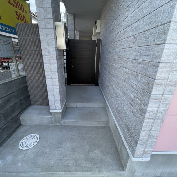 MELDIA大宮桜木町Ⅰのエントランス