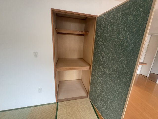 ロハス江坂の収納