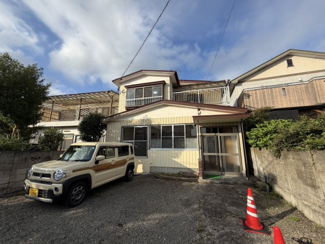 Re Life Home白河四ツ谷の玄関