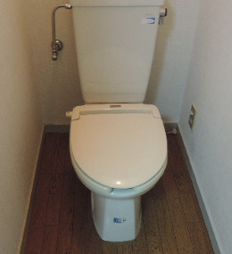 パレーシャル鈴木のトイレ