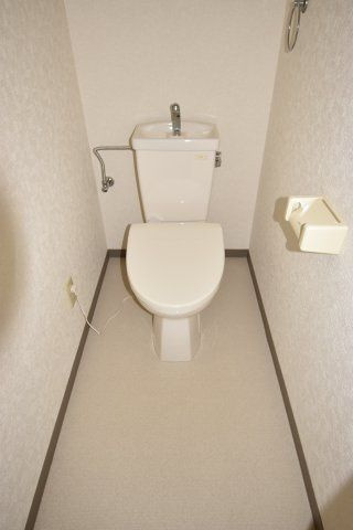 ドエル北堀江のトイレ