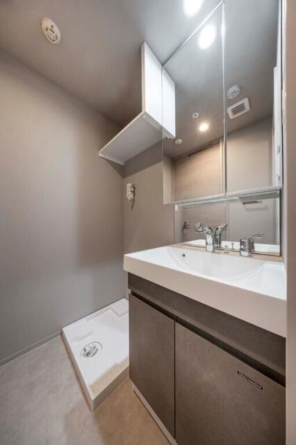 Ｓ－ＲＥＳＩＤＥＮＣＥ入谷ａｌｅｓｉａの独立洗面台