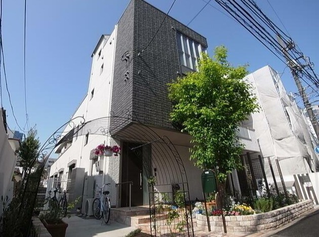 GREEN HOUSE中野坂上の外観