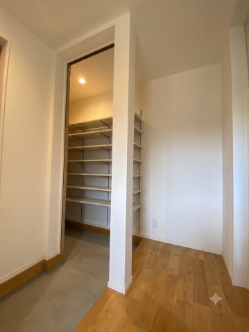 【収納】 | 合志市須屋 | ※画像は居住中の室内写真から家具・家電等を消去加工したものです。