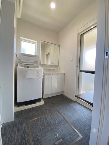 【洗面所】 | 合志市須屋 | ※画像は居住中の室内写真から家具・家電等を消去加工したものです。