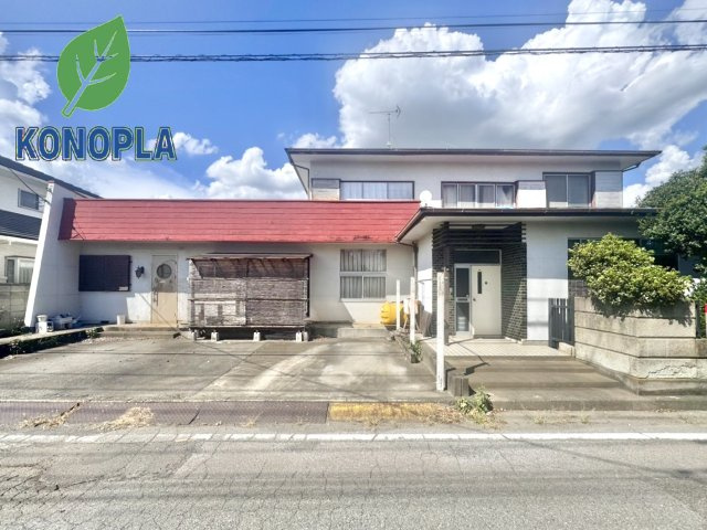 【中古戸建】邑楽郡大泉町坂田の外観|■外観｜土日のご見学はもちろん、平日・夜間のご案内も大歓迎です♪「今から見たい」や「仕事終わりに見たい」にもご対応できますのでお気軽にお問い合わせください♪