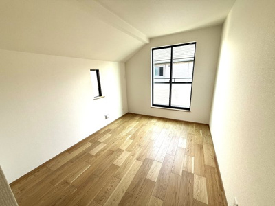 【洋室】 | 【仲介手数料２７０万円が無料！】■太陽光発電＋蓄電池■住宅性能評価６項目で最高評価■ＺＥＨ水準