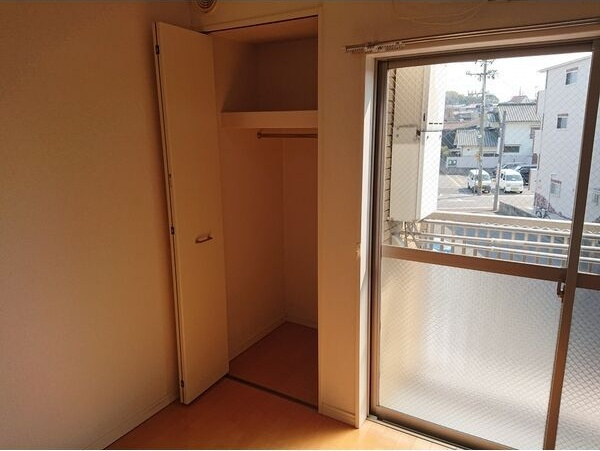コーポすずなの収納
