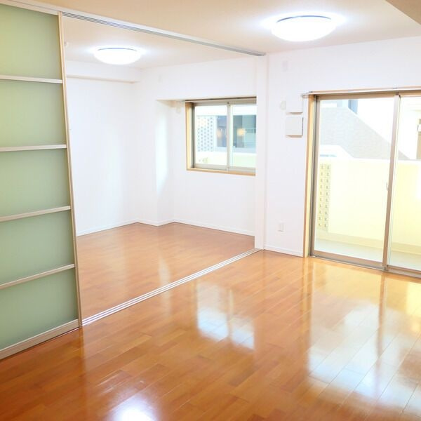 CASA甲子園口Ⅰの居間・リビング