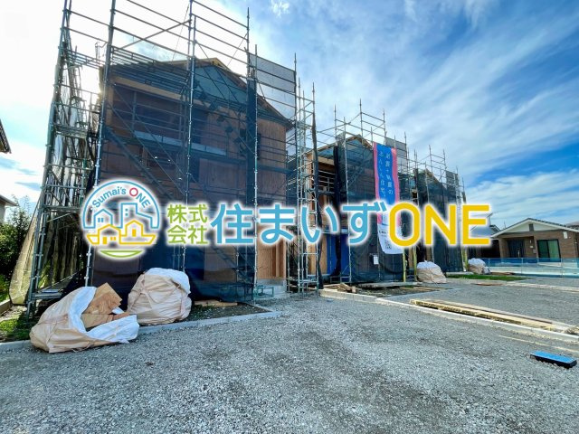 【外観】 | 【新築分譲住宅　～クレイドルガーデン～】 寒河江市仲谷地　第4　☆全3棟☆ | 【Appearance】
表現された空間は豊かな光と風を纏い、暮らしの時間を豊かにしてくれます。デザインされた空間と競い合うかのような充実した建物設備も家族の時間を彩ってくれることでしょう。