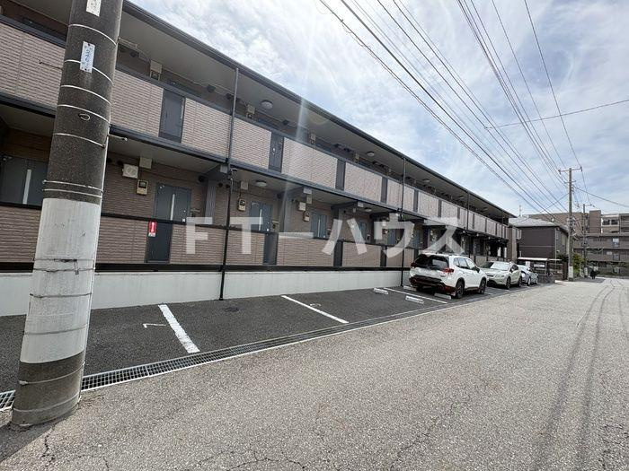 サザンハート東船橋の駐車場