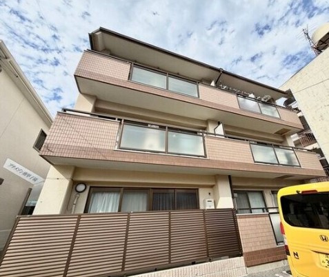 プチメゾン南甲子園の外観